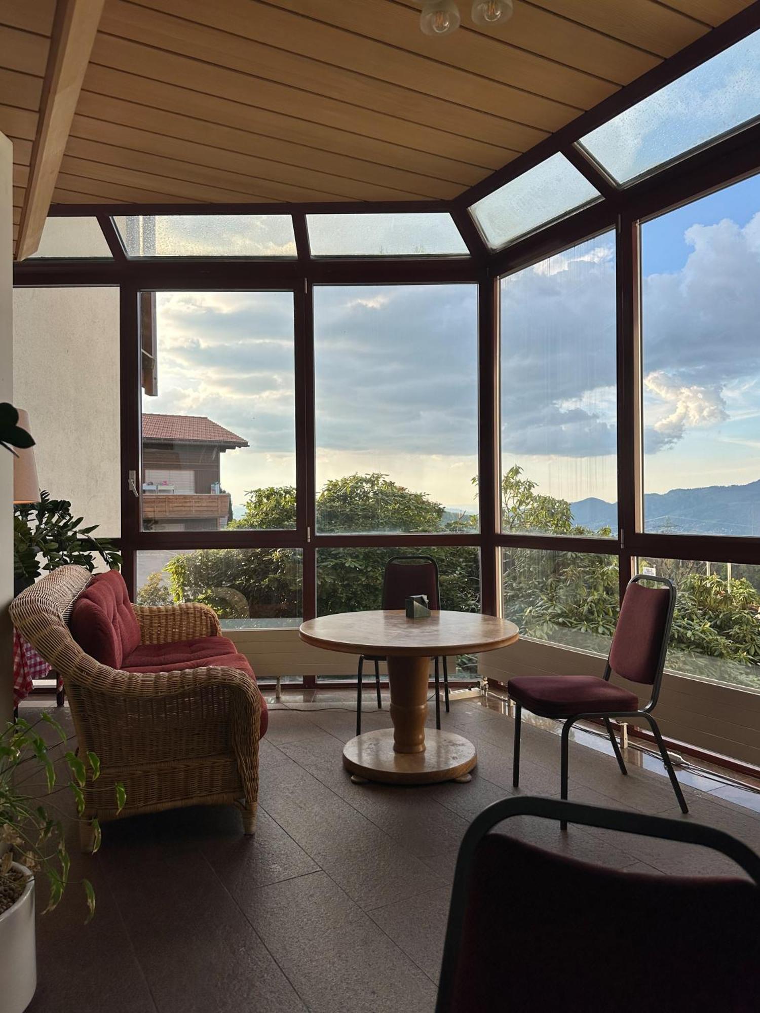 Hotel Aeschipark Aeschi Bei Spiez Exterior foto