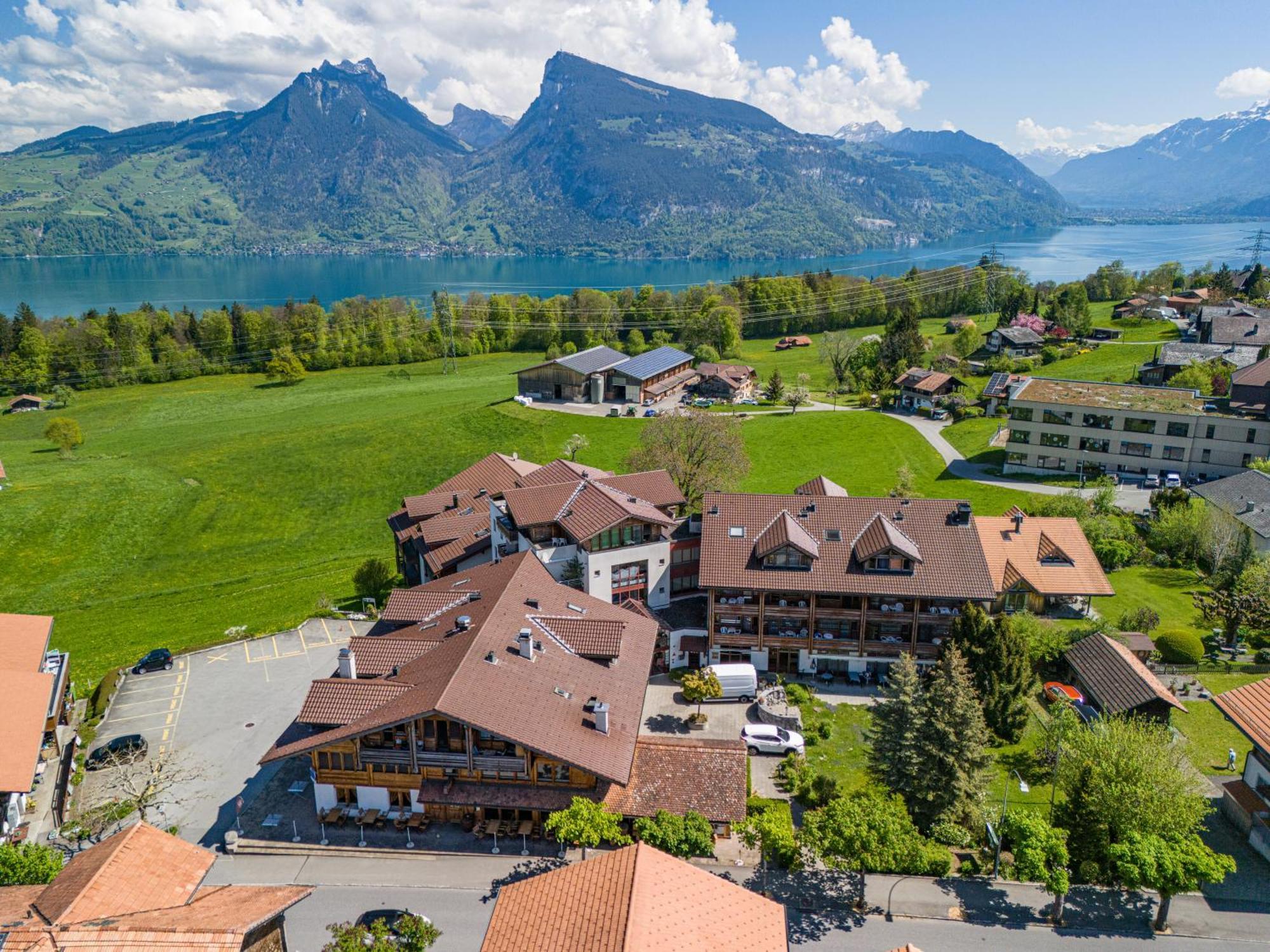 Hotel Aeschipark Aeschi Bei Spiez Exterior foto