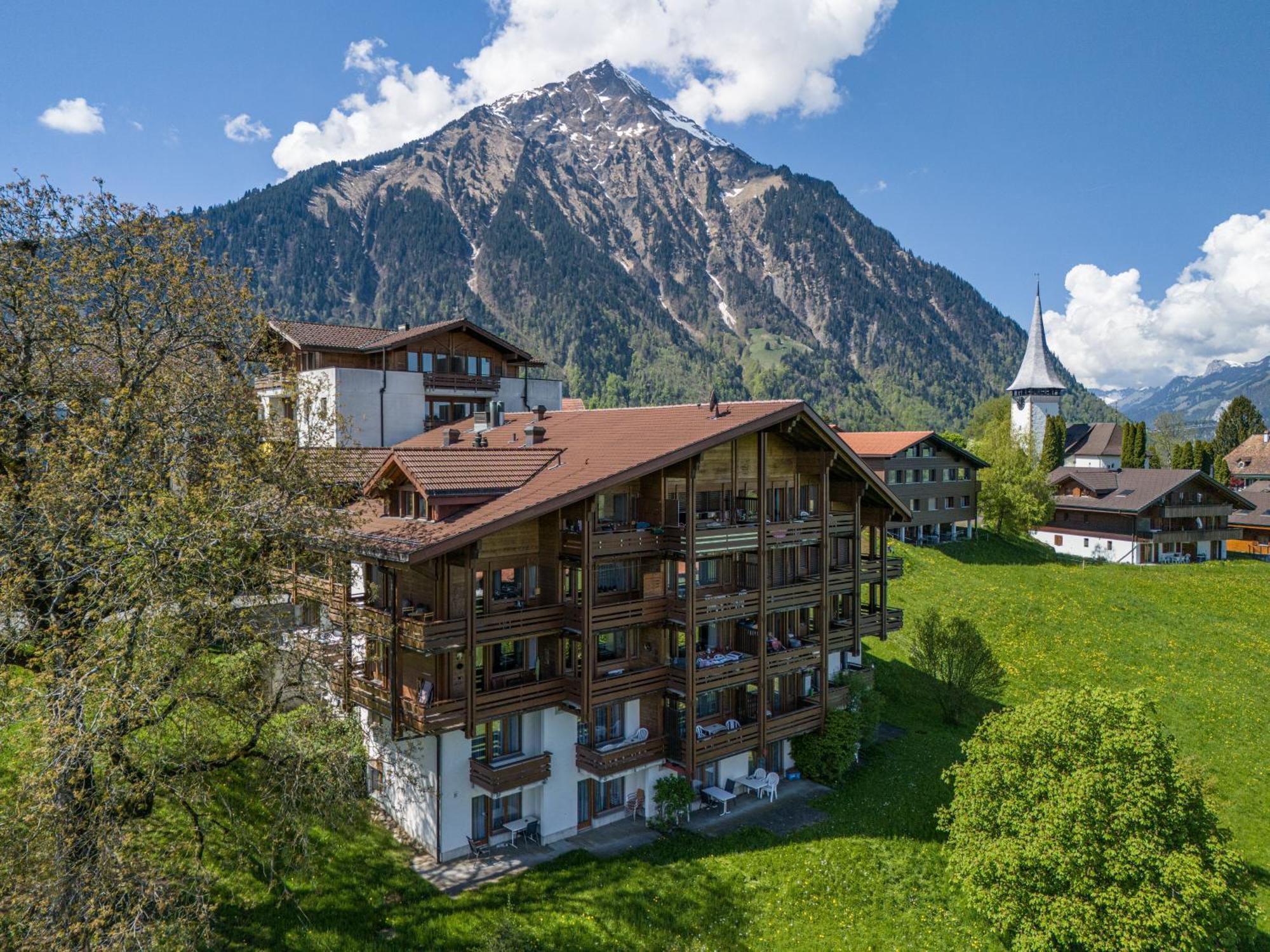 Hotel Aeschipark Aeschi Bei Spiez Exterior foto